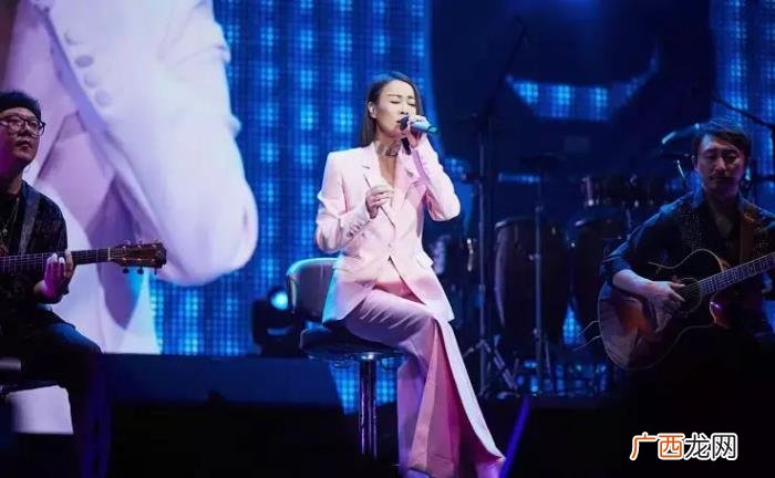 失恋听了会泪崩的十大金曲 失恋歌曲排行榜