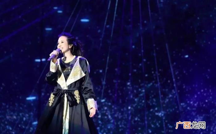 失恋听了会泪崩的十大金曲 失恋歌曲排行榜