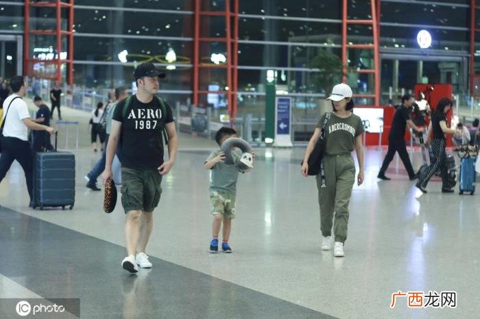 沙溢胡可带小儿子现身 沙溢胡可儿子