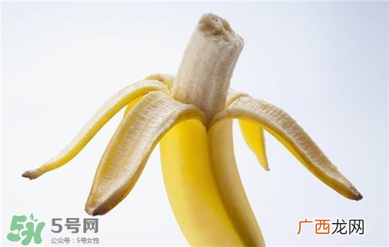 香蕉皮可以美白牙齿吗?香蕉皮美白牙齿的做法