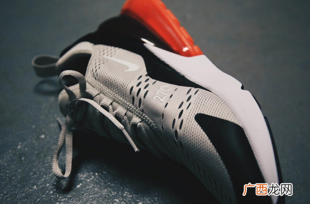 Nike Air Max 270“Light Bone”何时发售