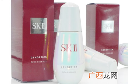 sk2小灯泡用在第几步 sk2小灯泡适合油皮吗