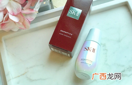sk2小灯泡用在第几步 sk2小灯泡适合油皮吗