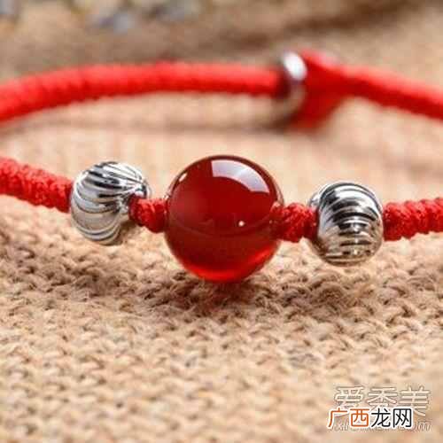 女生本命年送什么好?2019最适合送的本命年礼物