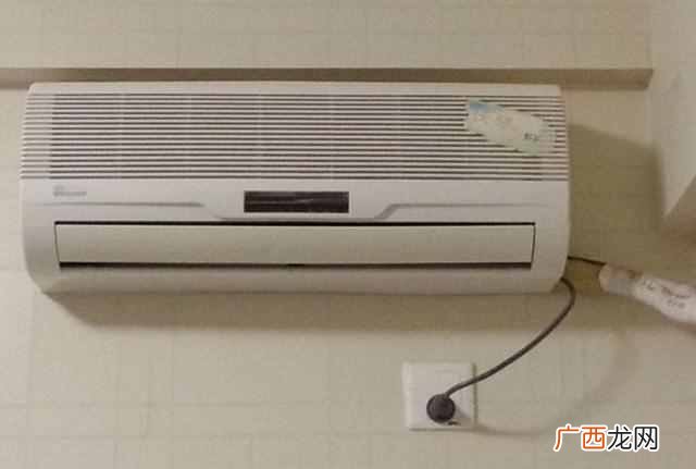 空调制冷漏水是什么原因？老师傅教你空调漏水