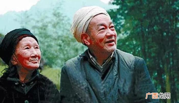 经典爱情小故事，被评为中国十大经典爱情故事