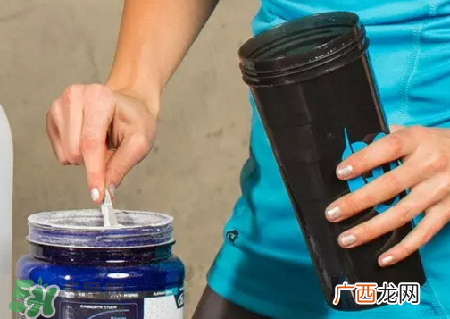 肌酸会增重吗？肌酸会让人水肿吗？
