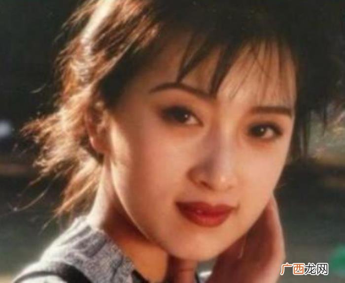 吴启华曾对她一见钟情 吴启华和金巧巧