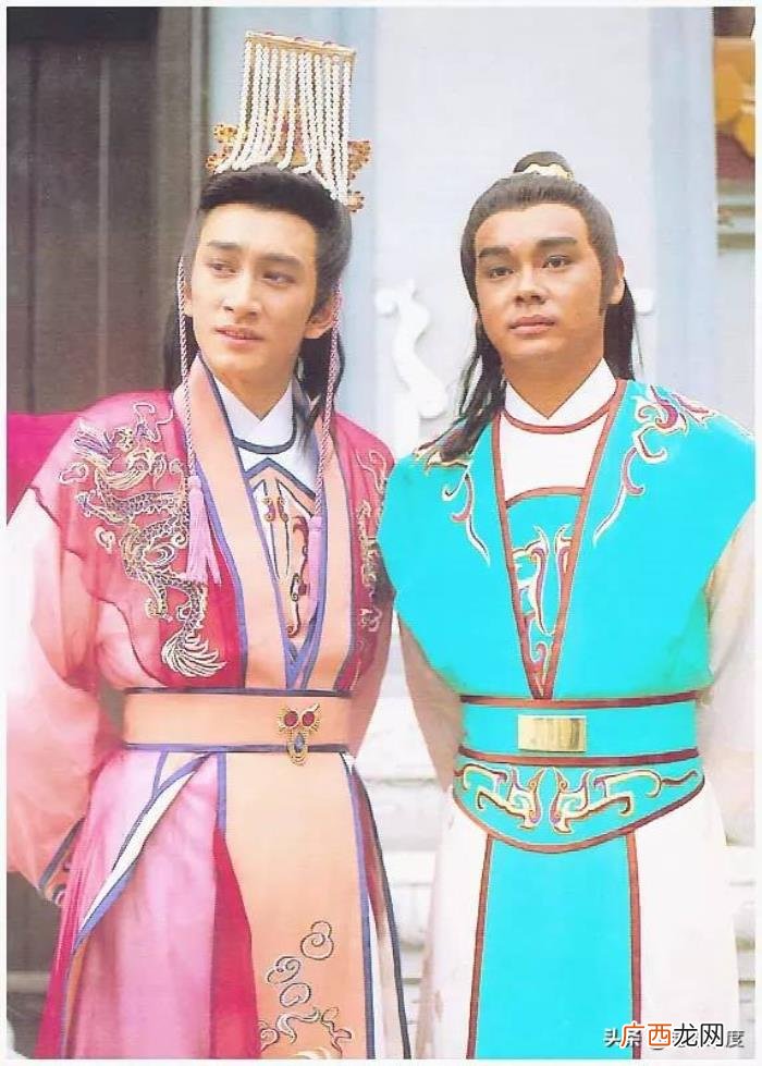 55岁吴启华感情坎坷 吴启华的老婆