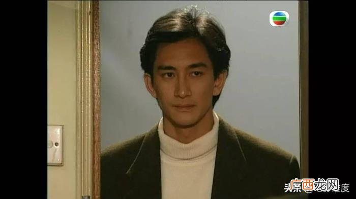 55岁吴启华感情坎坷 吴启华的老婆