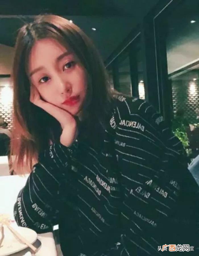 55岁吴启华感情坎坷 吴启华的老婆