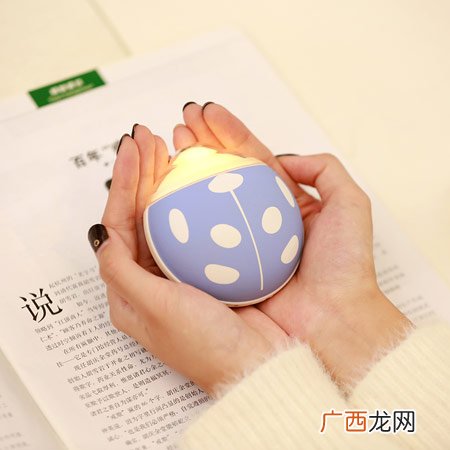 想增加女生对你的好感？送这些礼物吧