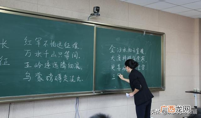 22岁0基础学什么技术好,女生什么行业前景好最赚钱