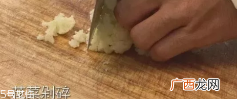 吃花菜可以减肥吗？热量低适合减肥时吃