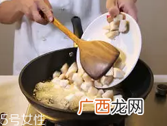 杏鲍菇怎么洗才干净？盐水泡泡轻松去污