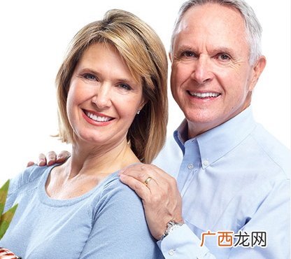 维骨力可以和钙片一起吃吗？