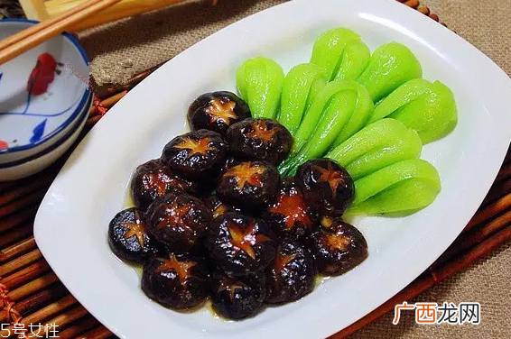 油菜怎么炒不苦？焯水能去掉苦味