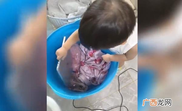 爸爸的生日礼物贺卡怎么做，剪妈妈身份证照片做生日贺卡
