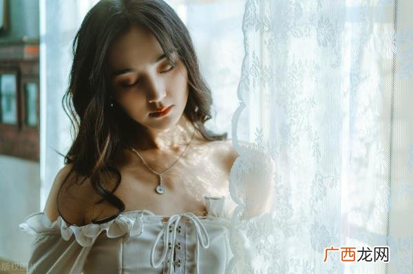 爸爸妈妈婚礼祝福语，婚礼上主持人宣读新娘父亲的祝福