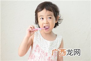 牙刷多久换一次比较好吃完饭多久刷牙最好