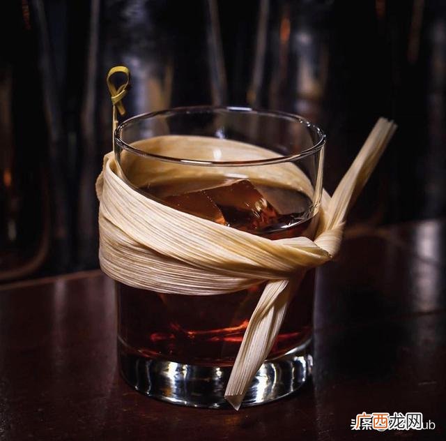 开酒吧需要黑白两道吗 创业开酒吧的步骤