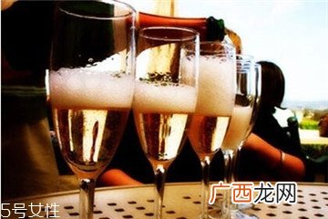 起泡酒是什么起泡酒怎么喝