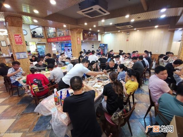 开个店铺做什么生意好,女人做生意开什么店吃的