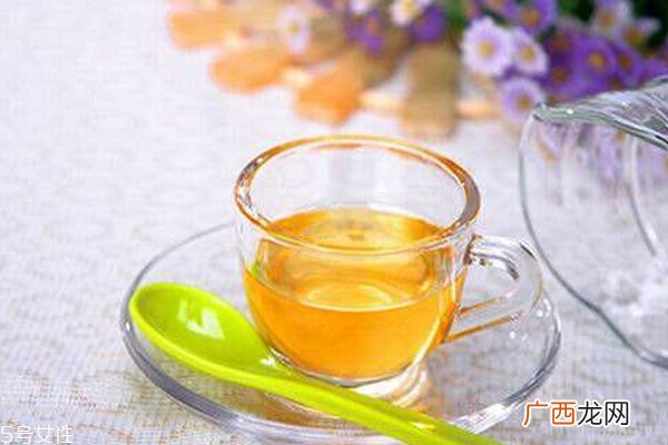 蜂蜜颜色深浅哪种好以浅淡色为佳