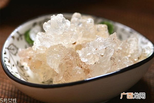 雪燕和燕窝口感一样吗两者都有蛋白的腥味