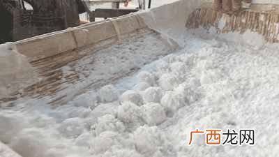 元宵是什么做的？汤圆和元宵是一样吗