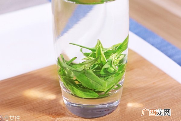 夏茶和秋茶哪个好秋茶略显无滋无味
