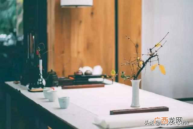 莫逆之交、忘年之交是什么意思？两者有啥区别