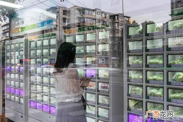 光彩夺目是什么意思？去成都让你感受什么是光