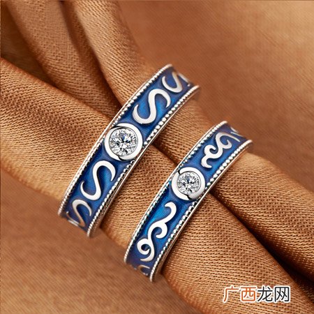 科技时代智能礼物才受欢迎