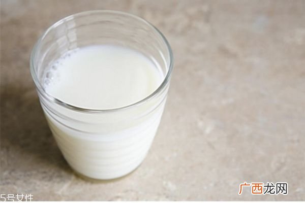 健身要吃蛋白粉吗蛋白粉的禁忌人群