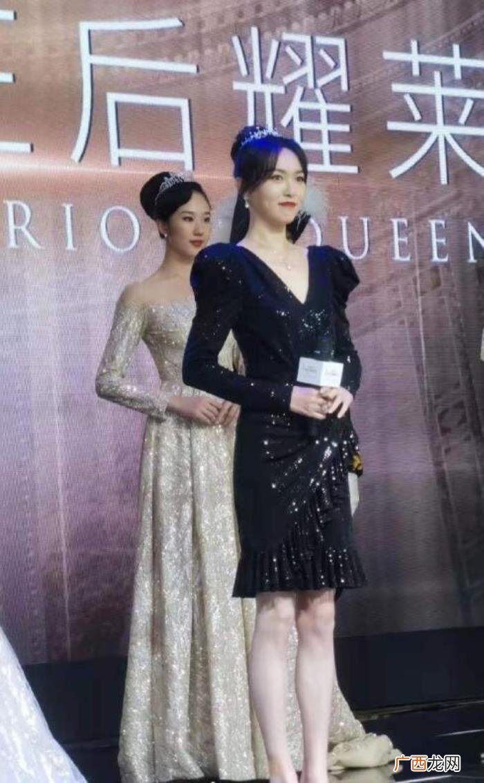 唐嫣所有的活动，唐嫣戴钻石皇冠出席活动贵气十足