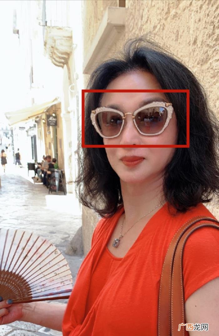 53岁金星和女儿罕见同框 金星晒女儿照片