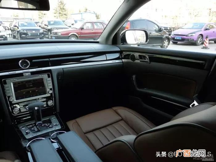 大众辉腾多少钱一辆，4座版大众辉腾6.0L