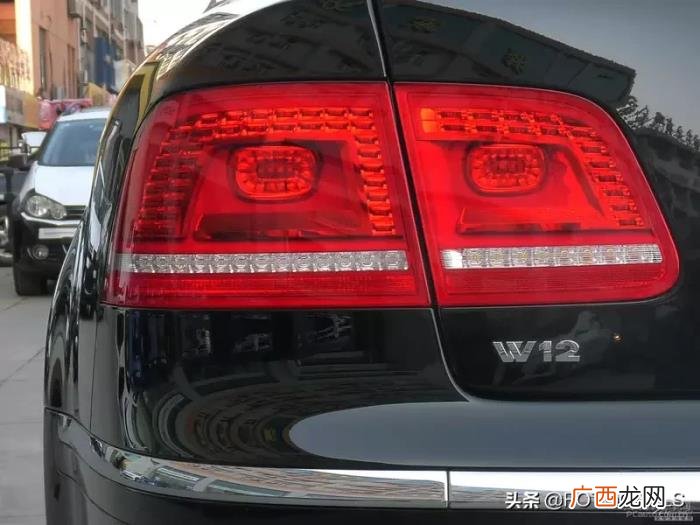 大众辉腾多少钱一辆，4座版大众辉腾6.0L