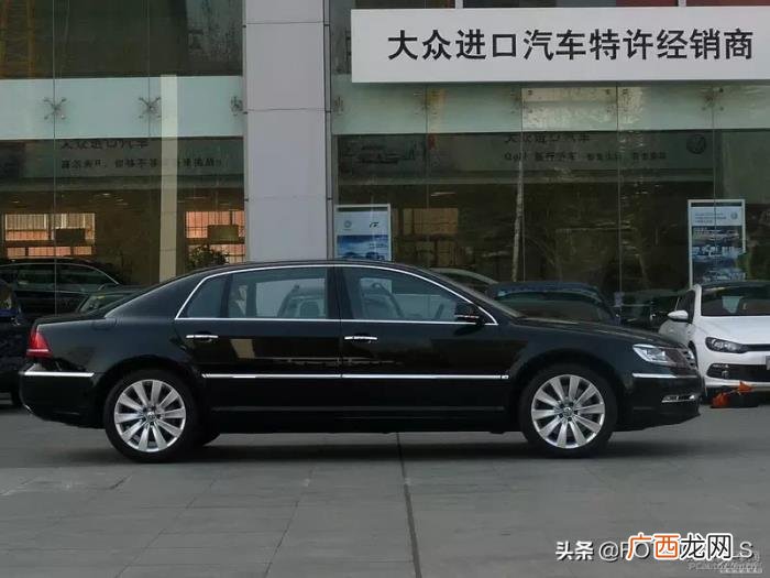 大众辉腾多少钱一辆，4座版大众辉腾6.0L