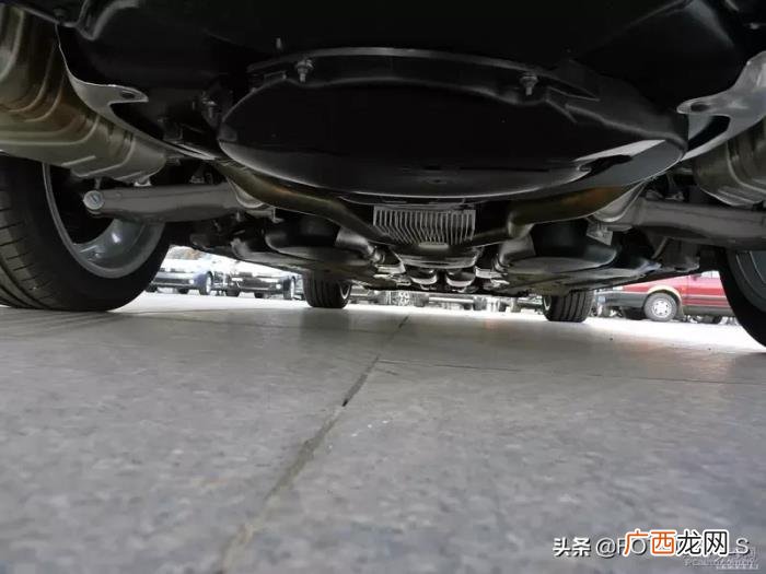 大众辉腾多少钱一辆，4座版大众辉腾6.0L