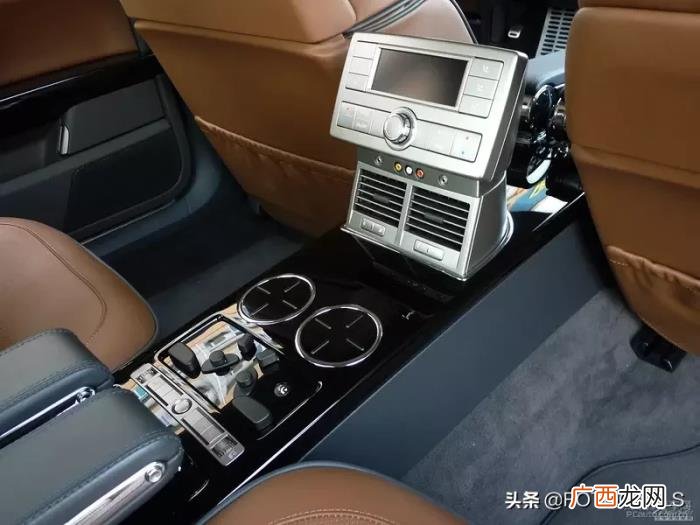 大众辉腾多少钱一辆，4座版大众辉腾6.0L