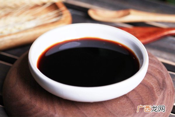上色用生抽还是老抽当然是老抽