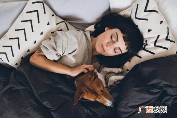 失眠怎么快速入睡120秒入睡法