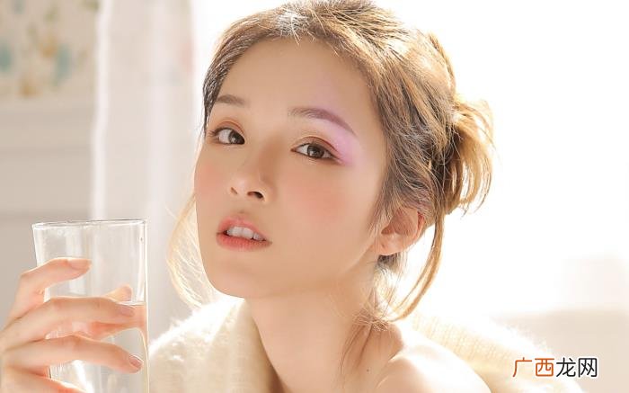 撩妹开场白聊天怎么聊，学会这六种聊天开场白