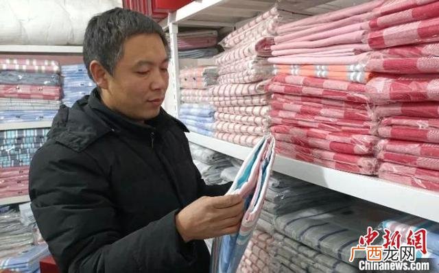 大量枕头套外发加工 我想在家做加工枕套活