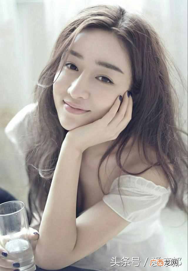 说女人轻浮什么意思？轻浮的三种表现，你有吗