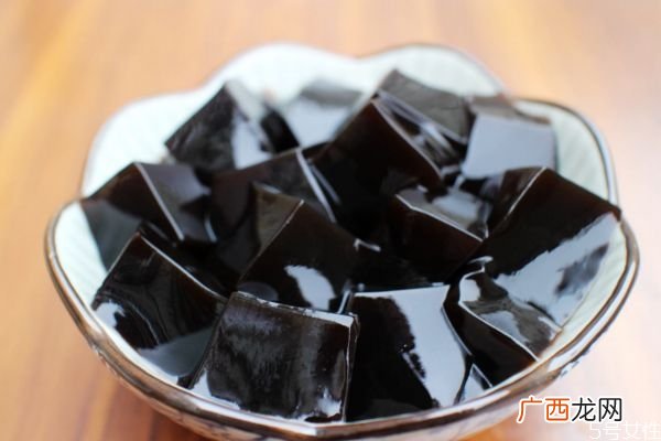 龟苓膏可以祛痘吗龟苓膏有祛痘的功效吗