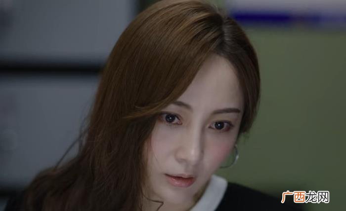姚笛新剧播出惹争议 姚笛承认整容