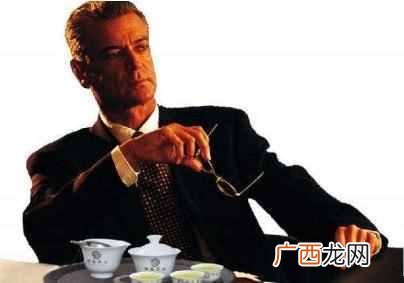 什么是人格魅力和学识魅力？